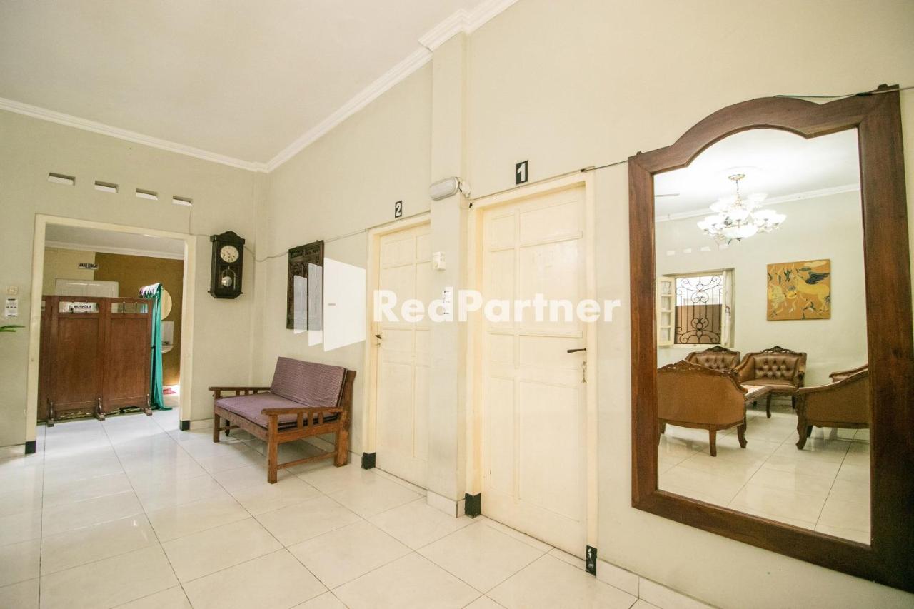 Kedyla Homestay Syariah Patangpuluhan Malioboro Area Yogyakarta Redpartner Ngabean Екстер'єр фото